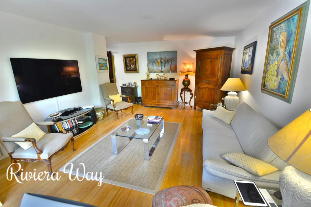 3 room apartment in Antibes, photo #3, listing #103709718