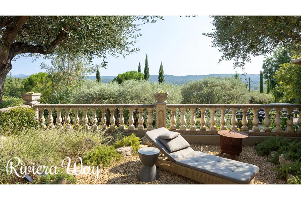 6 room villa in Fayence, photo #6, listing #99483678