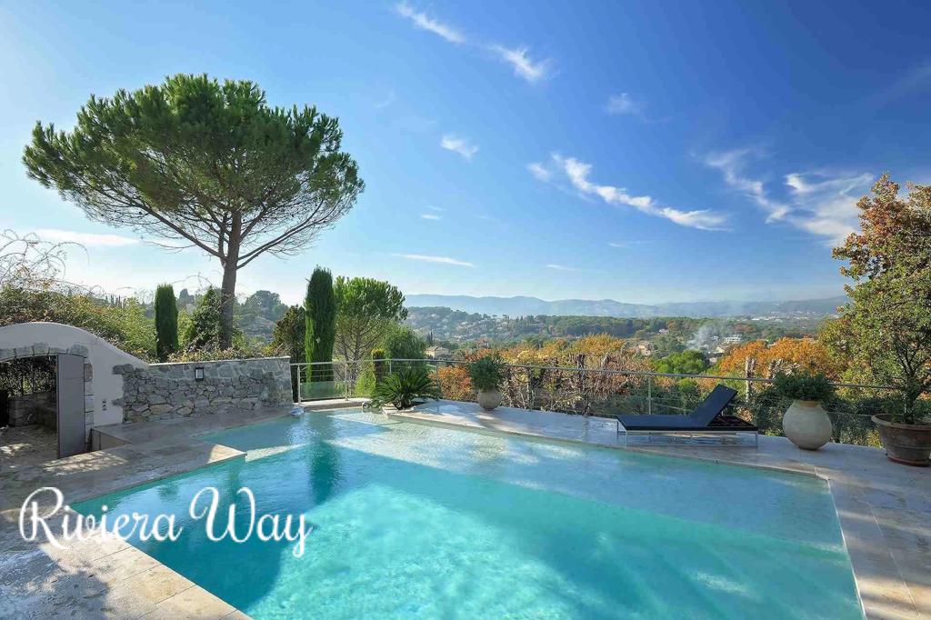 7 room villa in Mougins, photo #2, listing #86853942