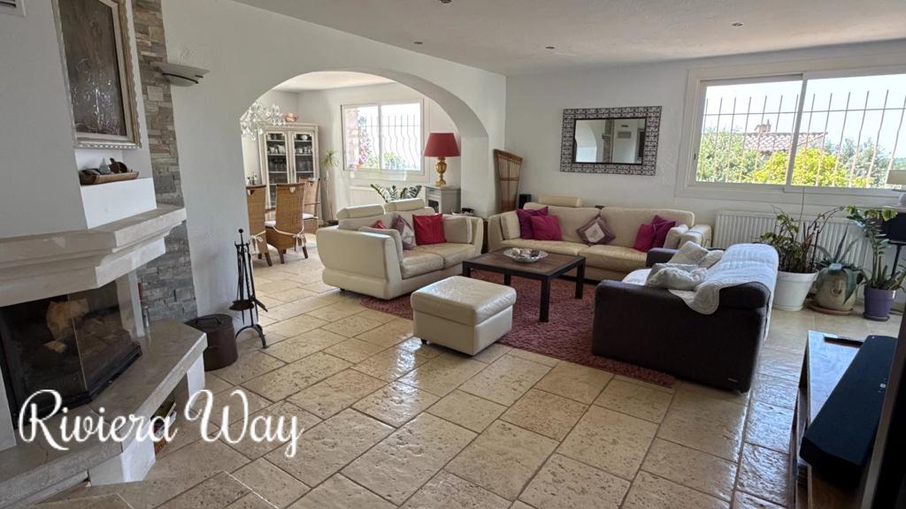 6 room villa in Tourrettes-sur-Loup, photo #8, listing #103455870