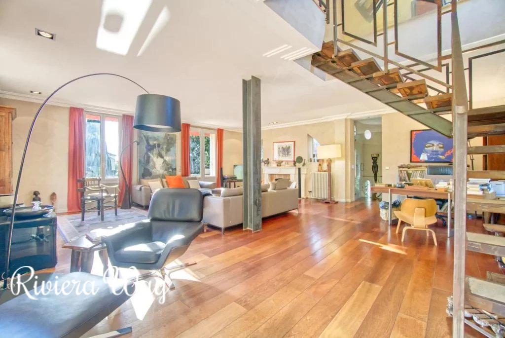 7 room villa in Le Cannet, photo #2, listing #103435668
