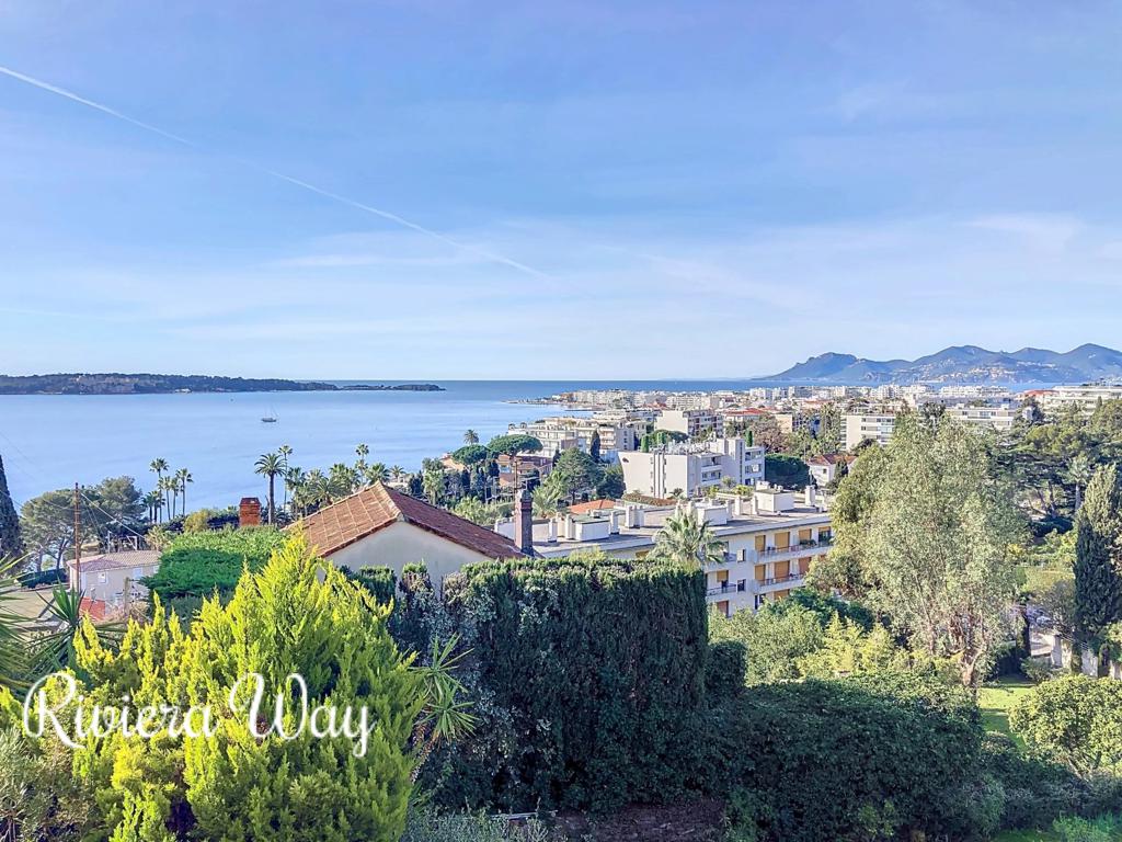 2 room apartment in Californie - Pezou, photo #1, listing #106278018