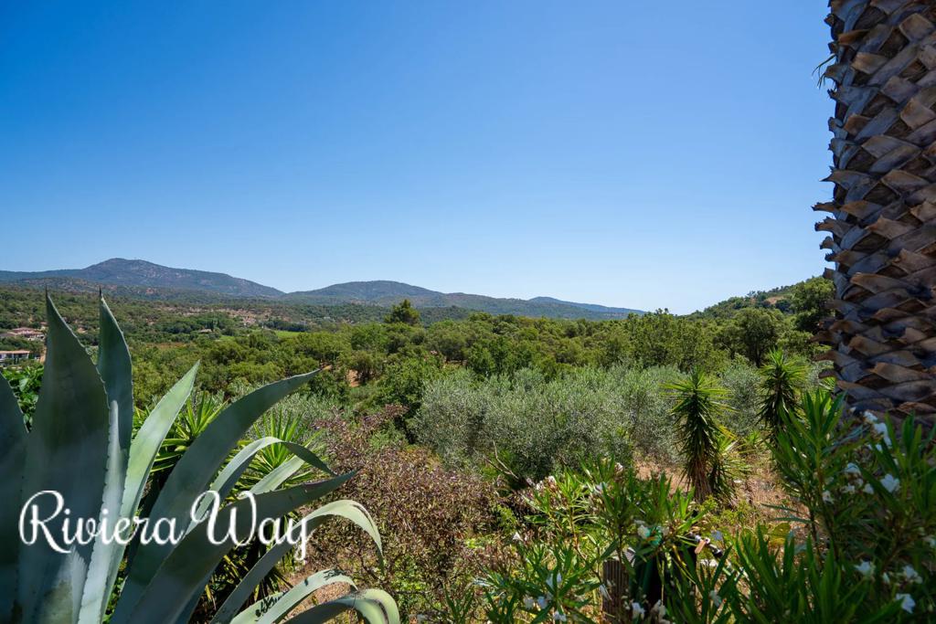 6 room villa in Le Plan-de-la-Tour, photo #2, listing #106565088