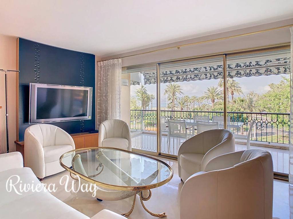 3 room apartment in Boulevard de la Croisette, photo #5, listing #106127490