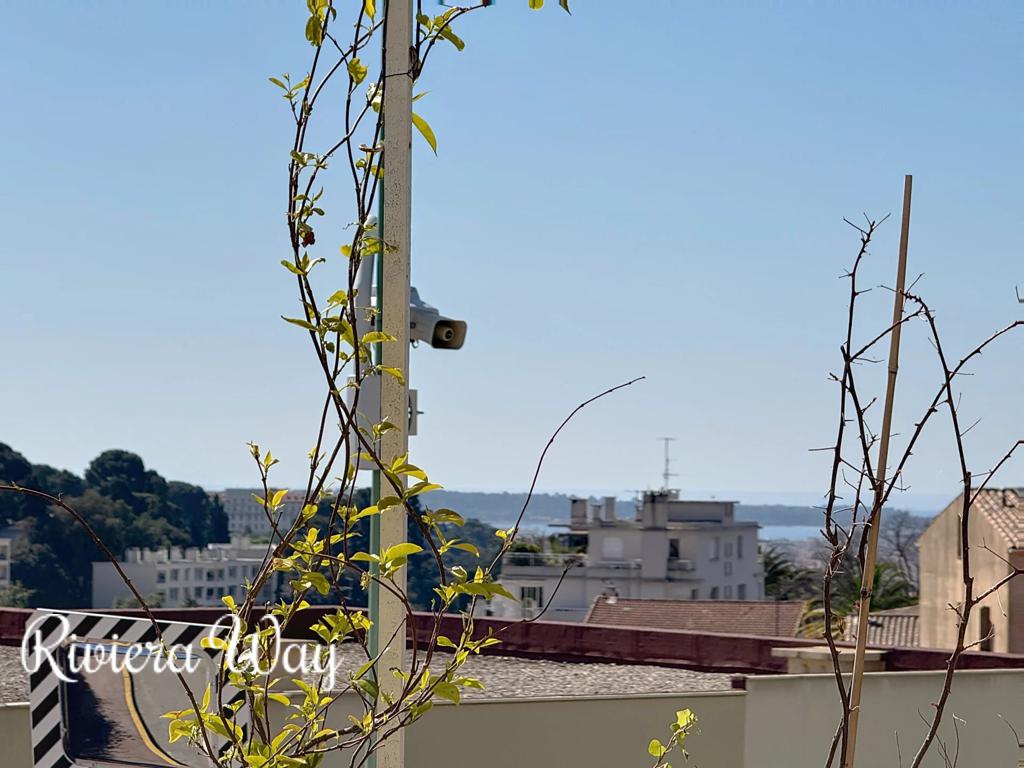 3 room apartment in Le Cannet, photo #3, listing #102958464