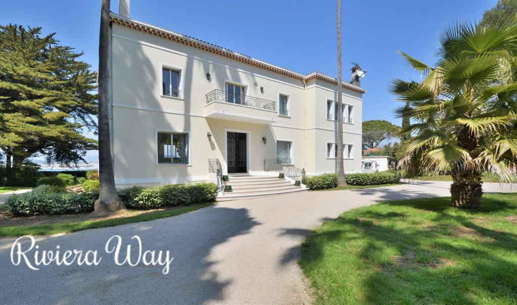 11 room villa in Cap d'Antibes, photo #1, listing #82342680