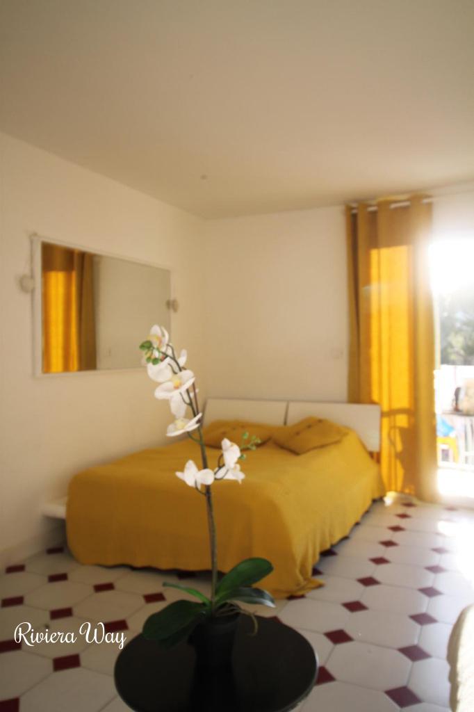 1 room apartment in Juan-les-Pins, photo #3, listing #89237316