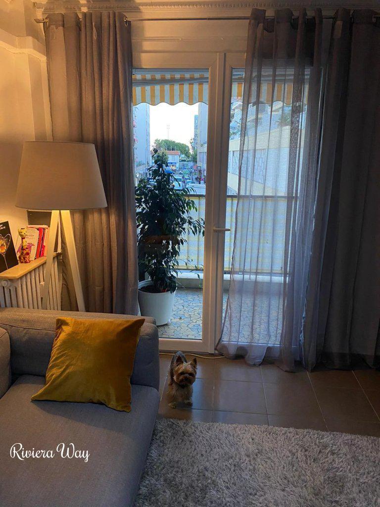 Apartment in Nice, 38 m², photo #2, listing #106822212