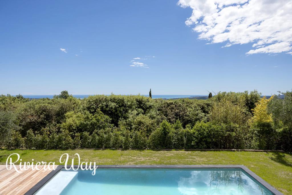 9 room villa in Saint-Paul-de-Vence, photo #2, listing #103085514