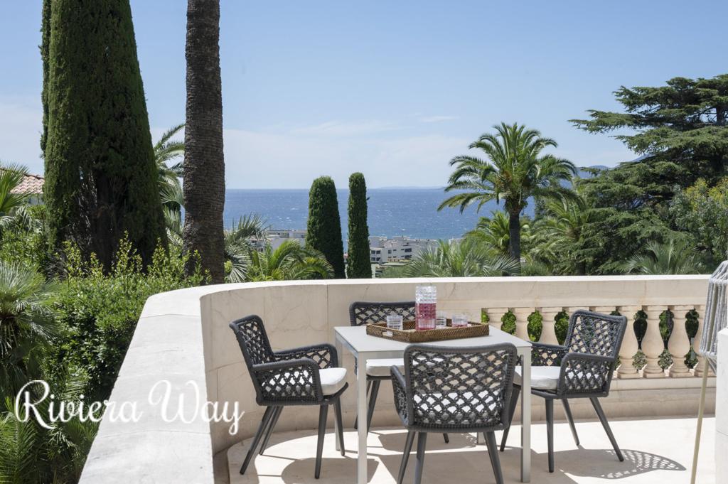 5 room apartment in Cannes, photo #5, listing #83834184