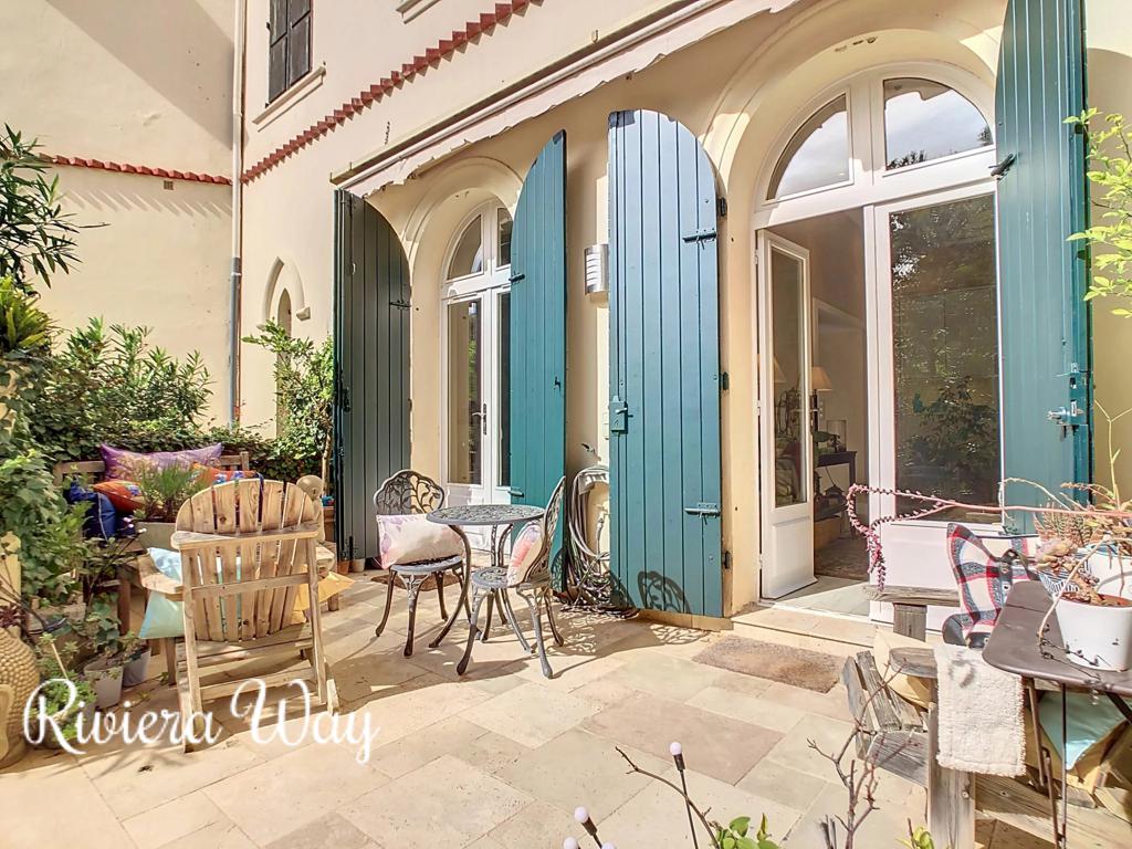 4 room apartment in Cannes, photo #4, listing #103766502