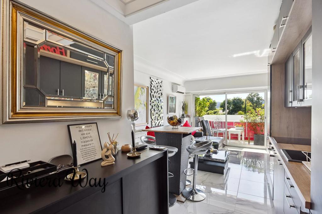 3 room apartment in Cagnes-sur-Mer, photo #5, listing #103435542