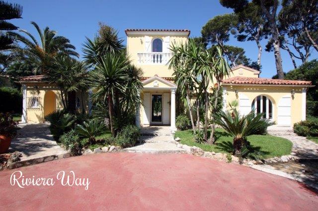 Villa in Cap d'Antibes, 220 m², photo #1, listing #63488334