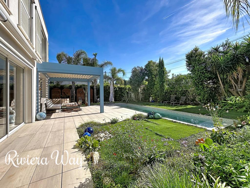 6 room villa in Cap d'Antibes, photo #6, listing #107118396