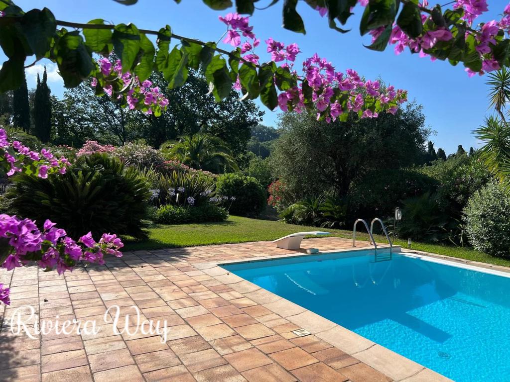 6 room villa in Grasse, photo #6, listing #92740620