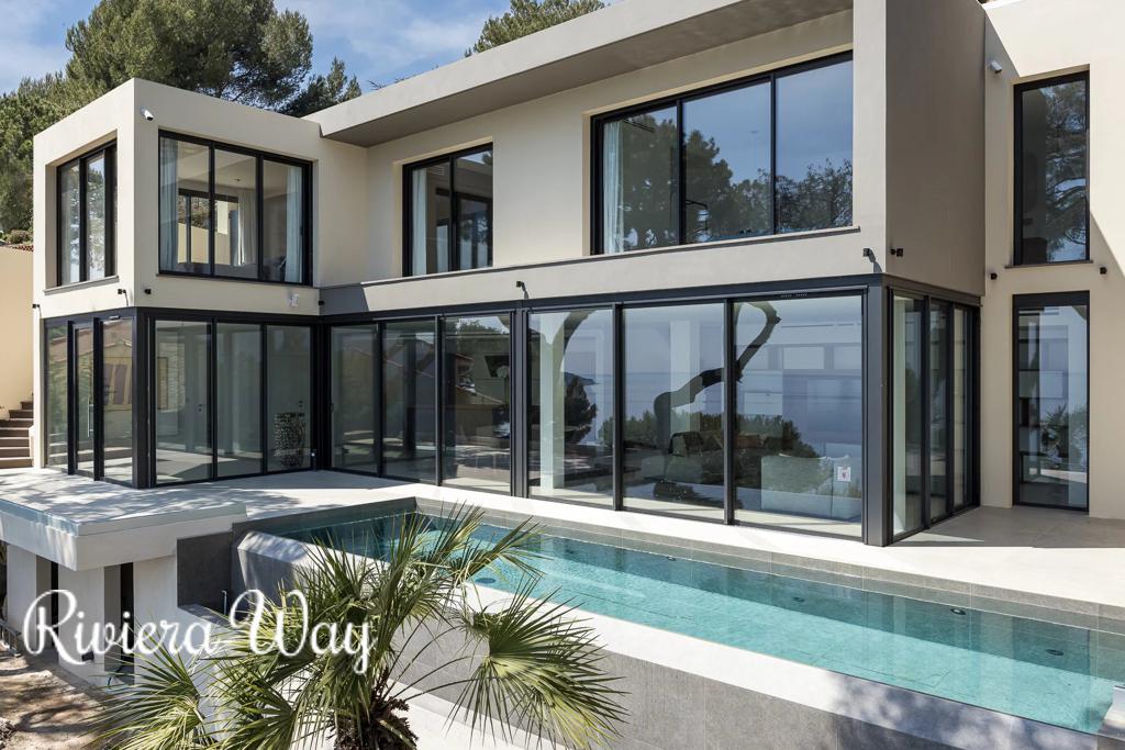 Villa in Èze, photo #3, listing #106650180