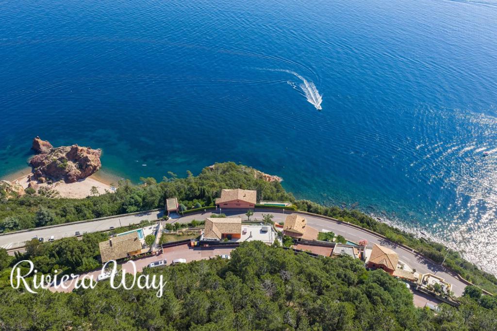 4 room apartment in Theoule-sur-Mer, photo #1, listing #106503474