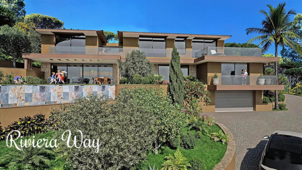 7 room villa in Sainte-Maxime, photo #4, listing #106268946