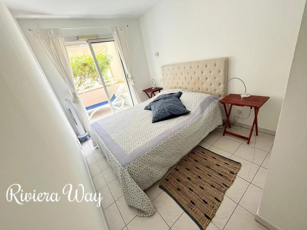 2 room apartment in Vallauris, photo #4, listing #103551840