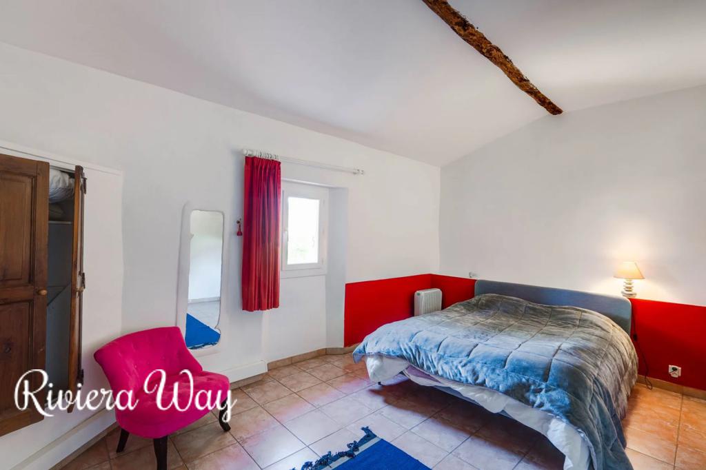 8 room villa in Sainte-Maxime, photo #7, listing #104481342