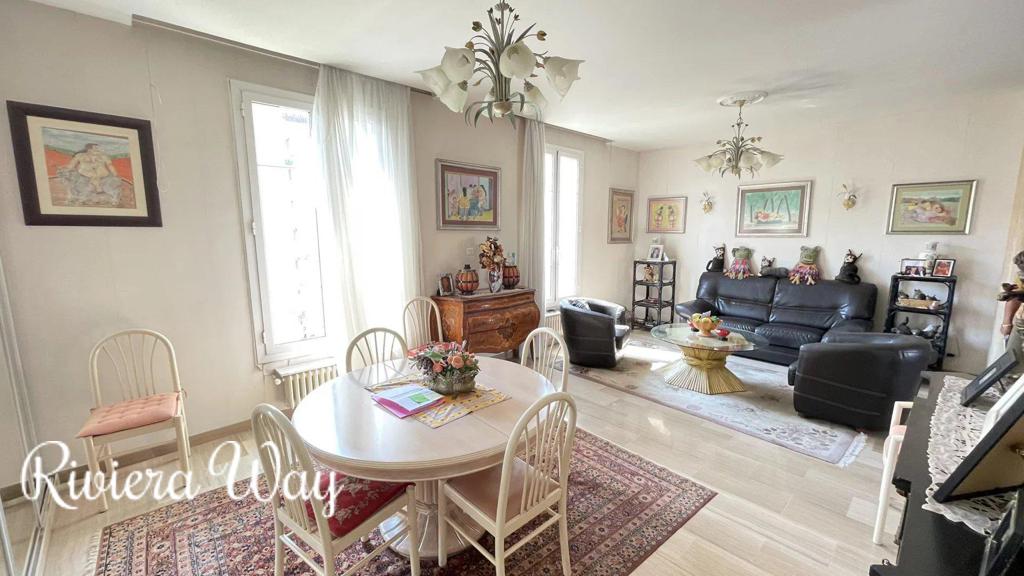 4 room apartment in Le Carré d'Or, 156 m², photo #2, listing #106035594