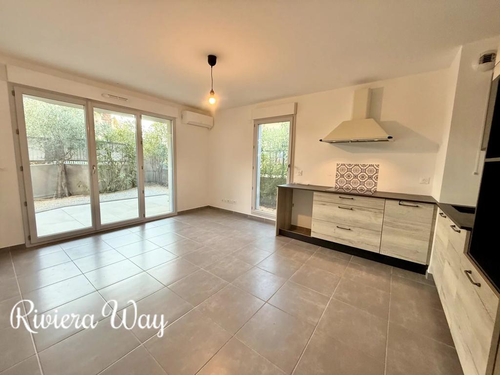 3 room apartment in Antibes, photo #1, listing #105222222