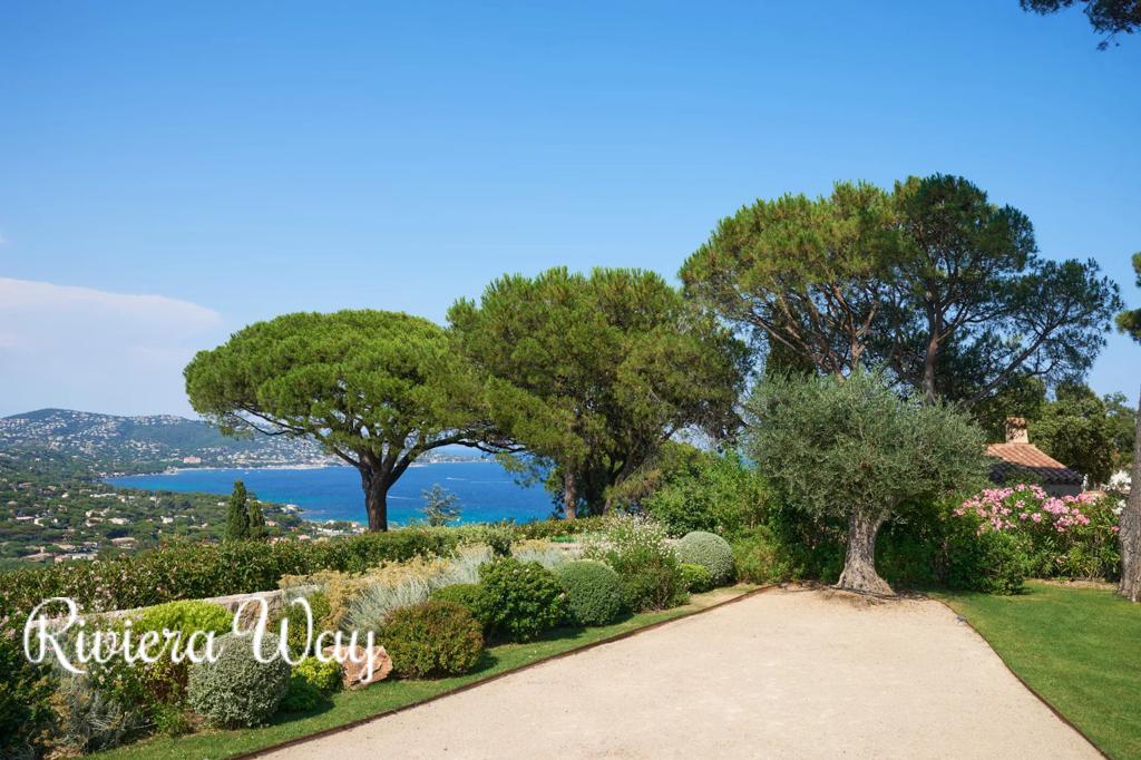 8 room villa in Sainte-Maxime, photo #10, listing #106456308