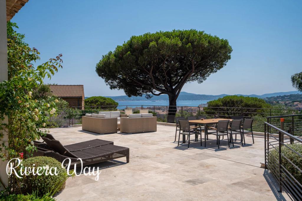6 room villa in Sainte-Maxime, photo #1, listing #107064762