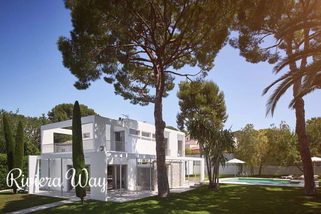 6 room villa in Cap d'Antibes, 25 m², photo #1, listing #97927032