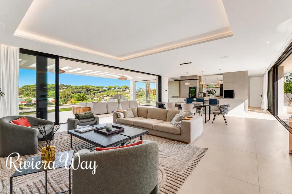 7 room villa in Sainte-Maxime, photo #9, listing #107086266