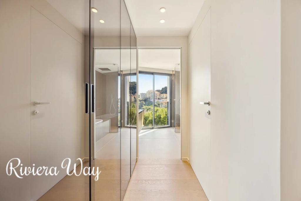 4 room penthouse in Cap d'Ail, photo #10, listing #102727758