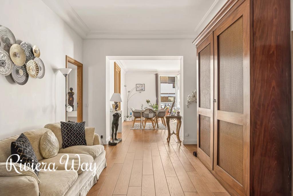 3 room apartment in Cannes, photo #3, listing #106452360
