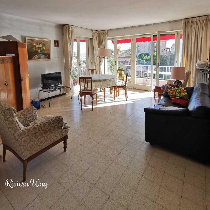 Apartment in Cannes, 60 m², photo #2, listing #80938998