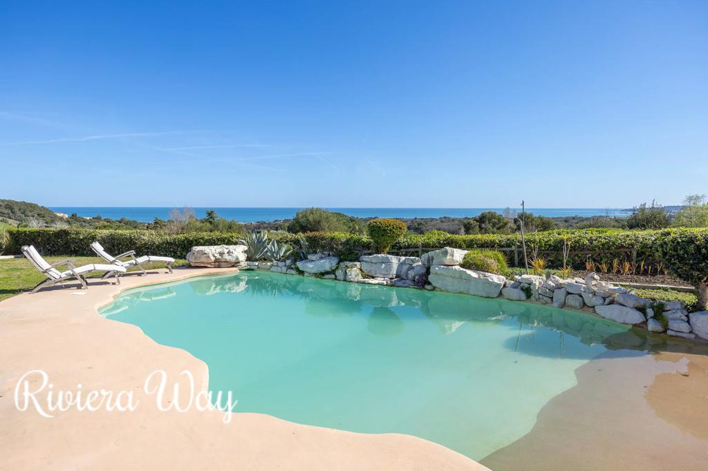 8 room villa in Villeneuve-Loubet, photo #10, listing #106513848