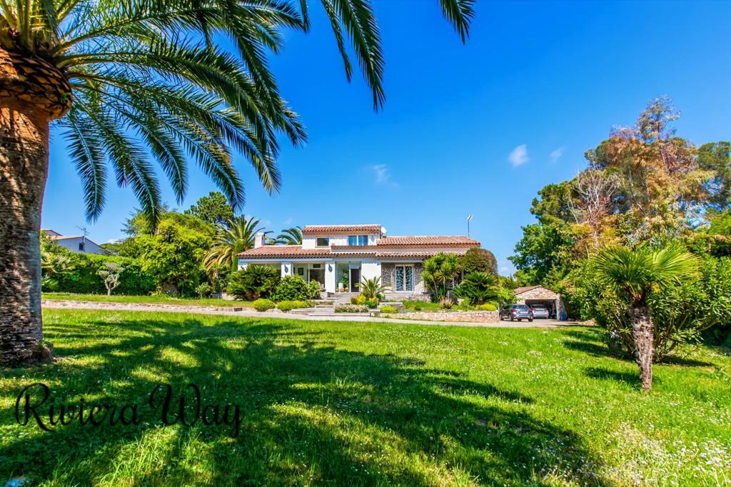 12 room villa in Mougins, photo #3, listing #106250802