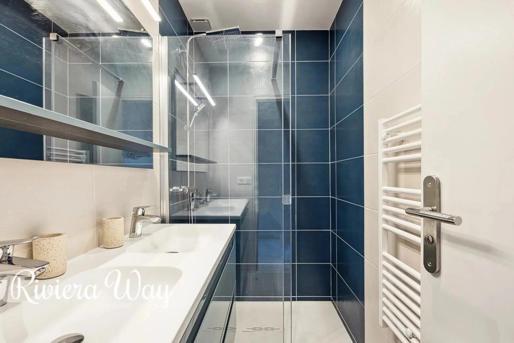 3 room apartment in Cannes, photo #2, listing #102537876