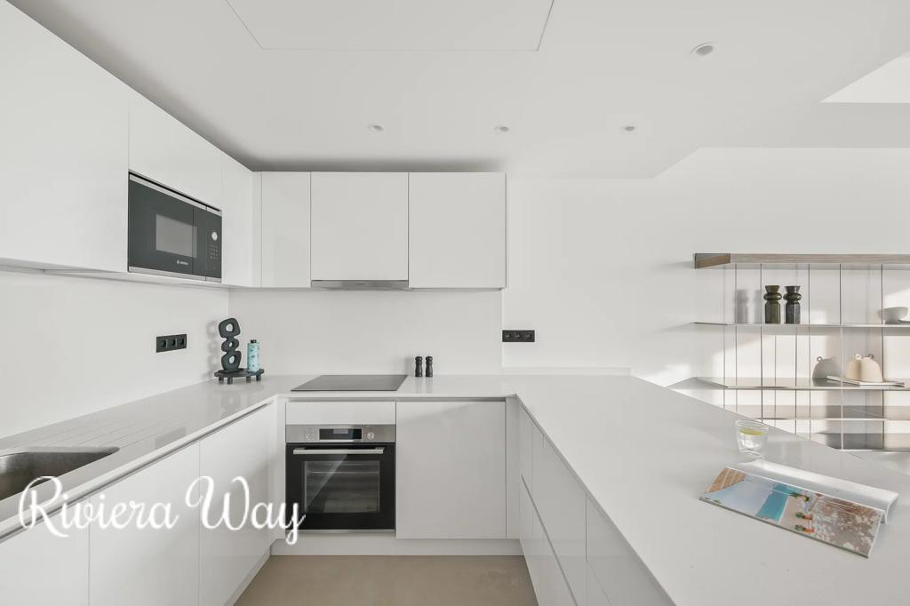 4 room penthouse in Cannes, photo #9, listing #106165836
