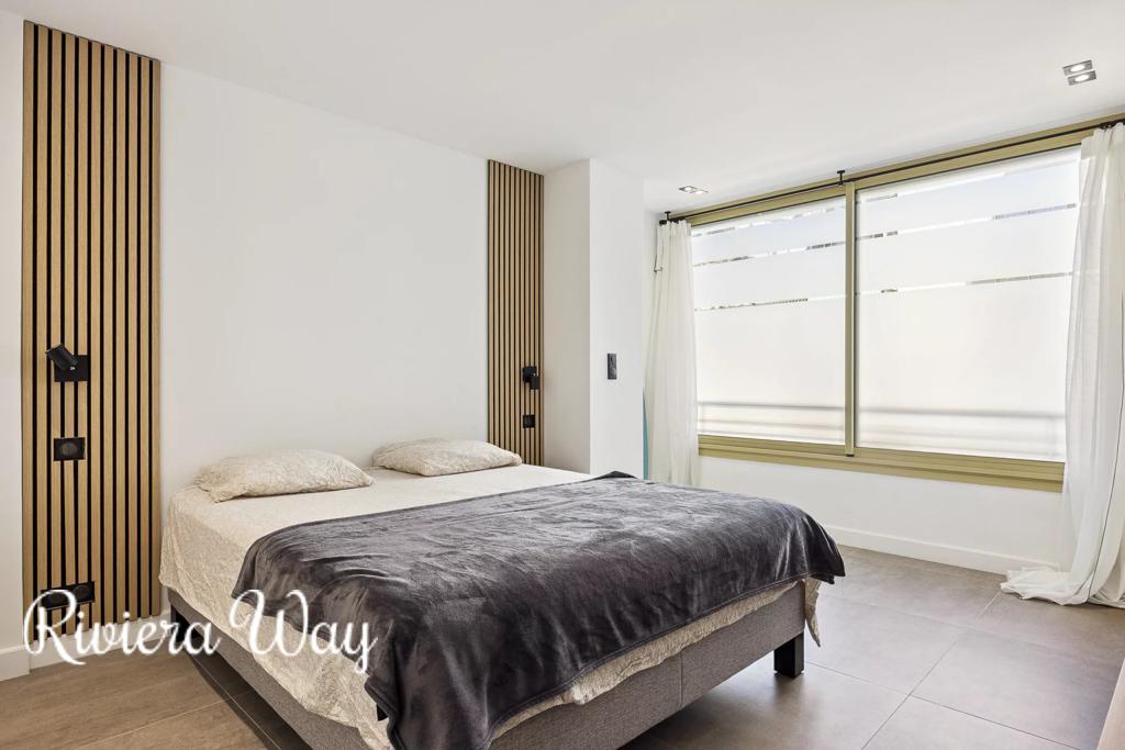 3 room apartment in Cannes, photo #7, listing #104082468