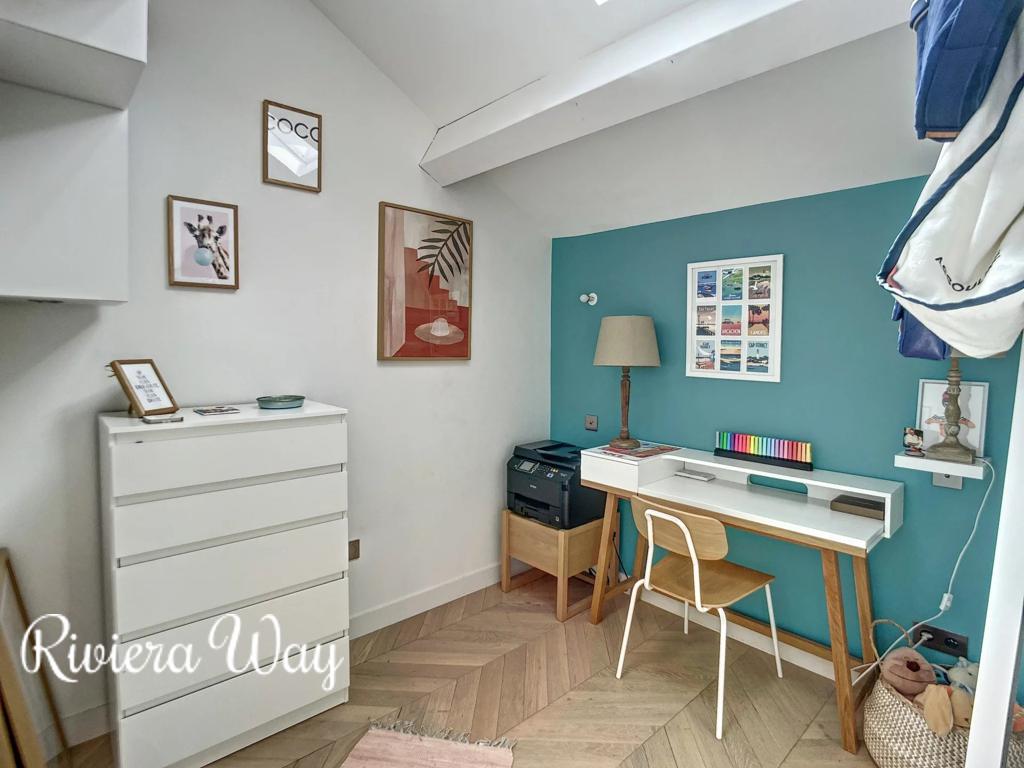 4 room villa in Cap d'Antibes, photo #3, listing #98652372