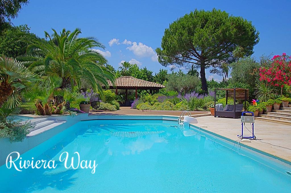 11 room villa in Mougins, photo #2, listing #79156728