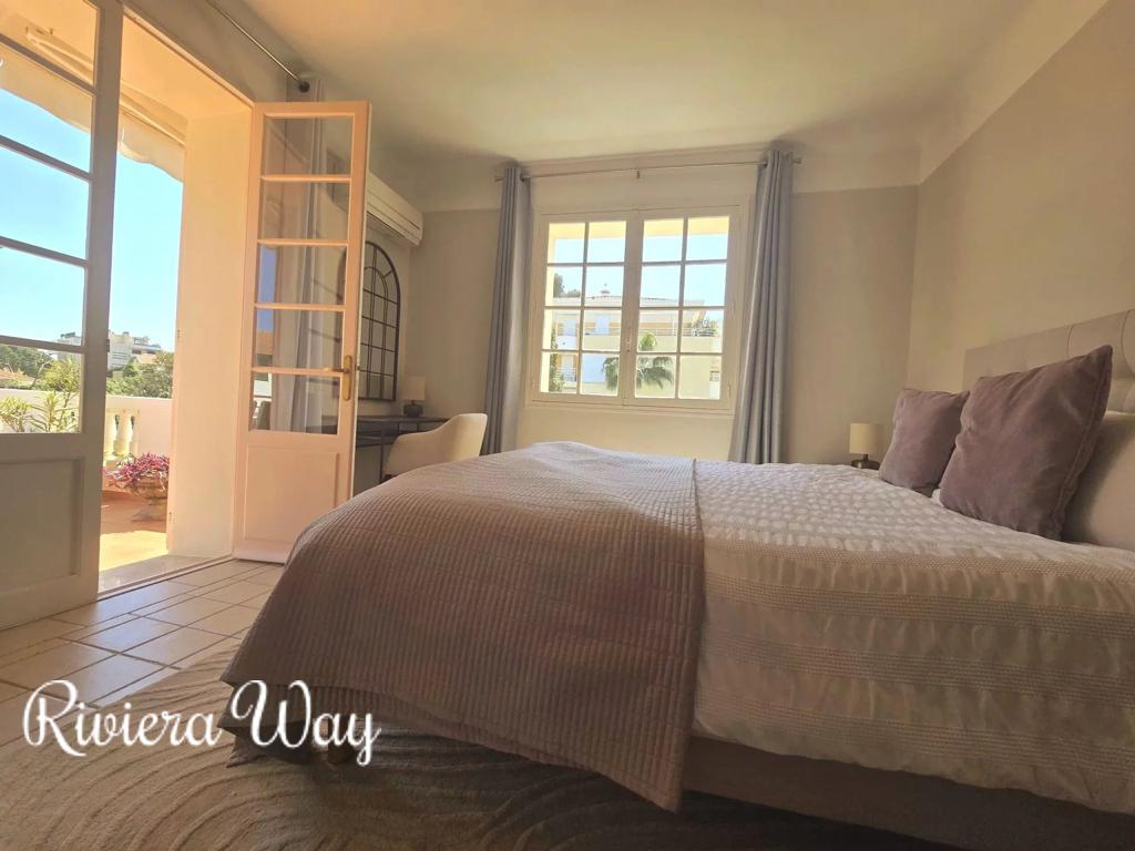 3 room apartment in Cap d'Antibes, photo #2, listing #103132638