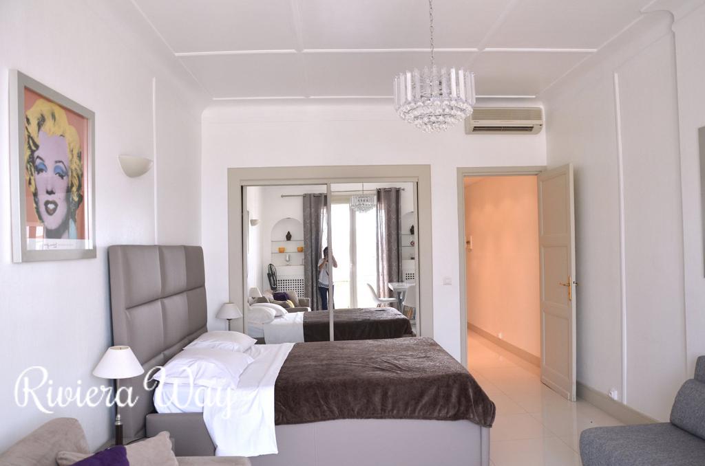 1 room apartment in Boulevard de la Croisette, photo #7, listing #83460300