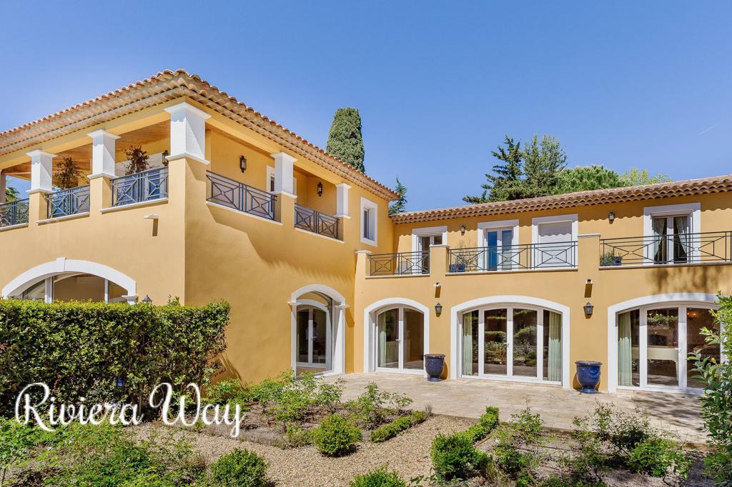 9 room villa in Cap d'Antibes, photo #9, listing #100513728