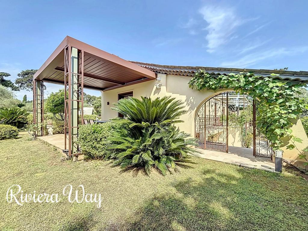 8 room villa in Cap d'Antibes, photo #6, listing #91301070