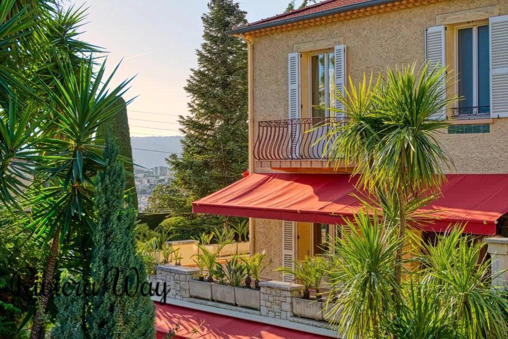 7 room villa in Le Cannet, photo #1, listing #103435668