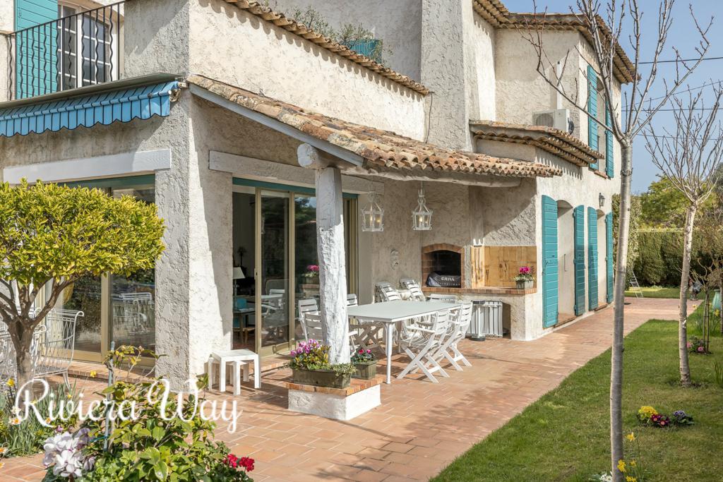 6 room villa in Cap d'Antibes, photo #3, listing #82550916