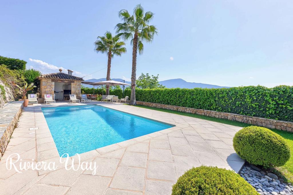 5 room villa in Gattières, photo #2, listing #103064136