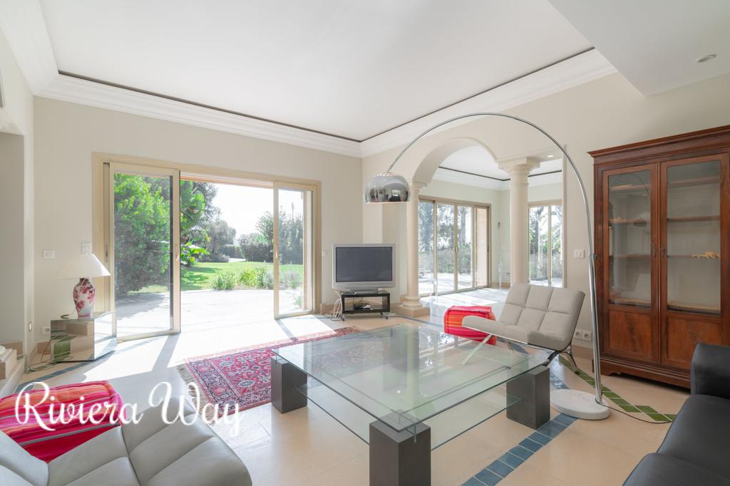 6 room villa in Cap d'Antibes, photo #1, listing #91453992