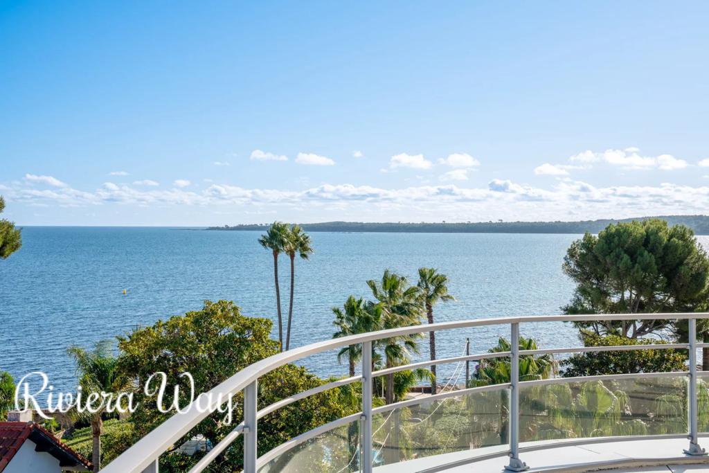 4 room apartment in Cannes, photo #5, listing #105153300