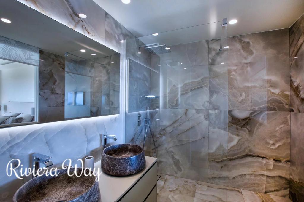 4 room apartment in Californie - Pezou, photo #3, listing #104203932